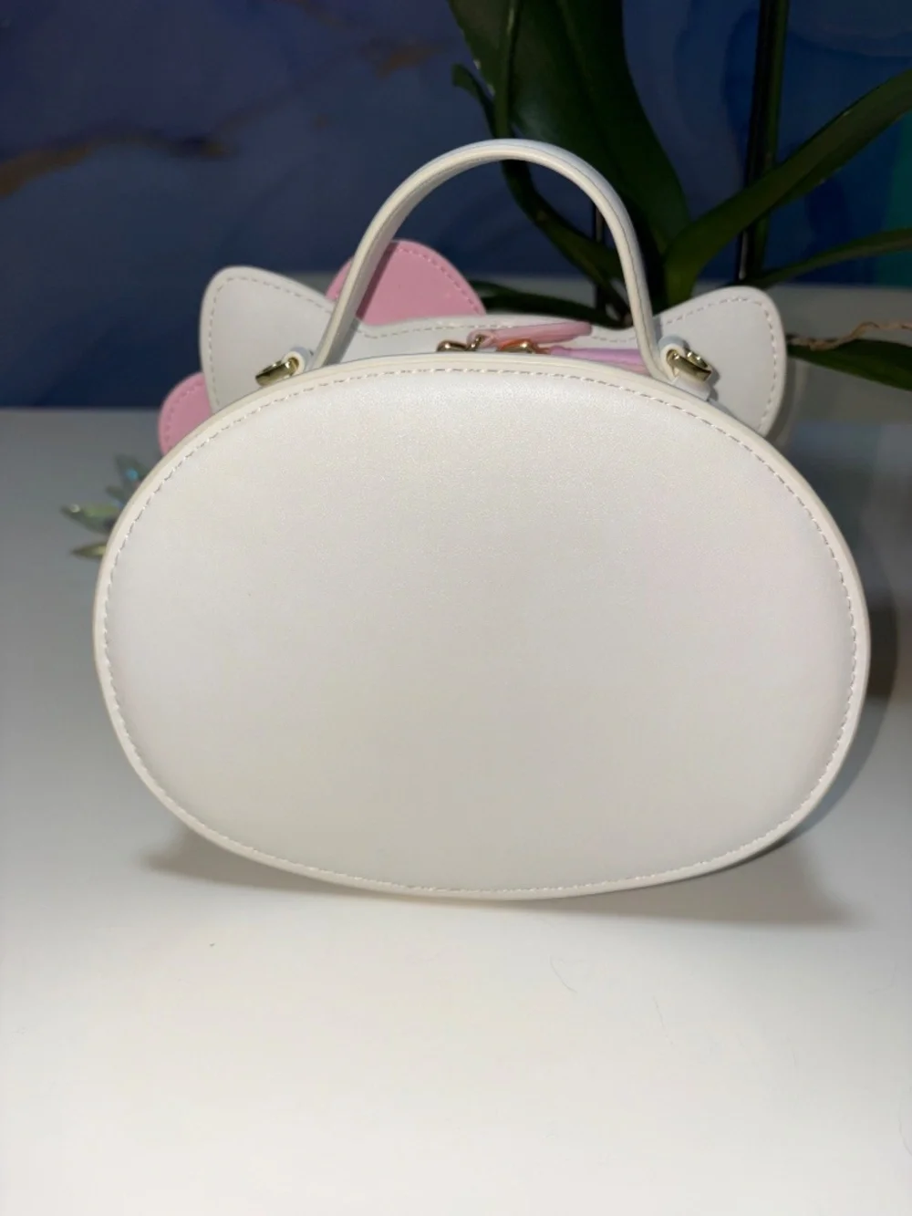 Hello Kitty stoney clover
